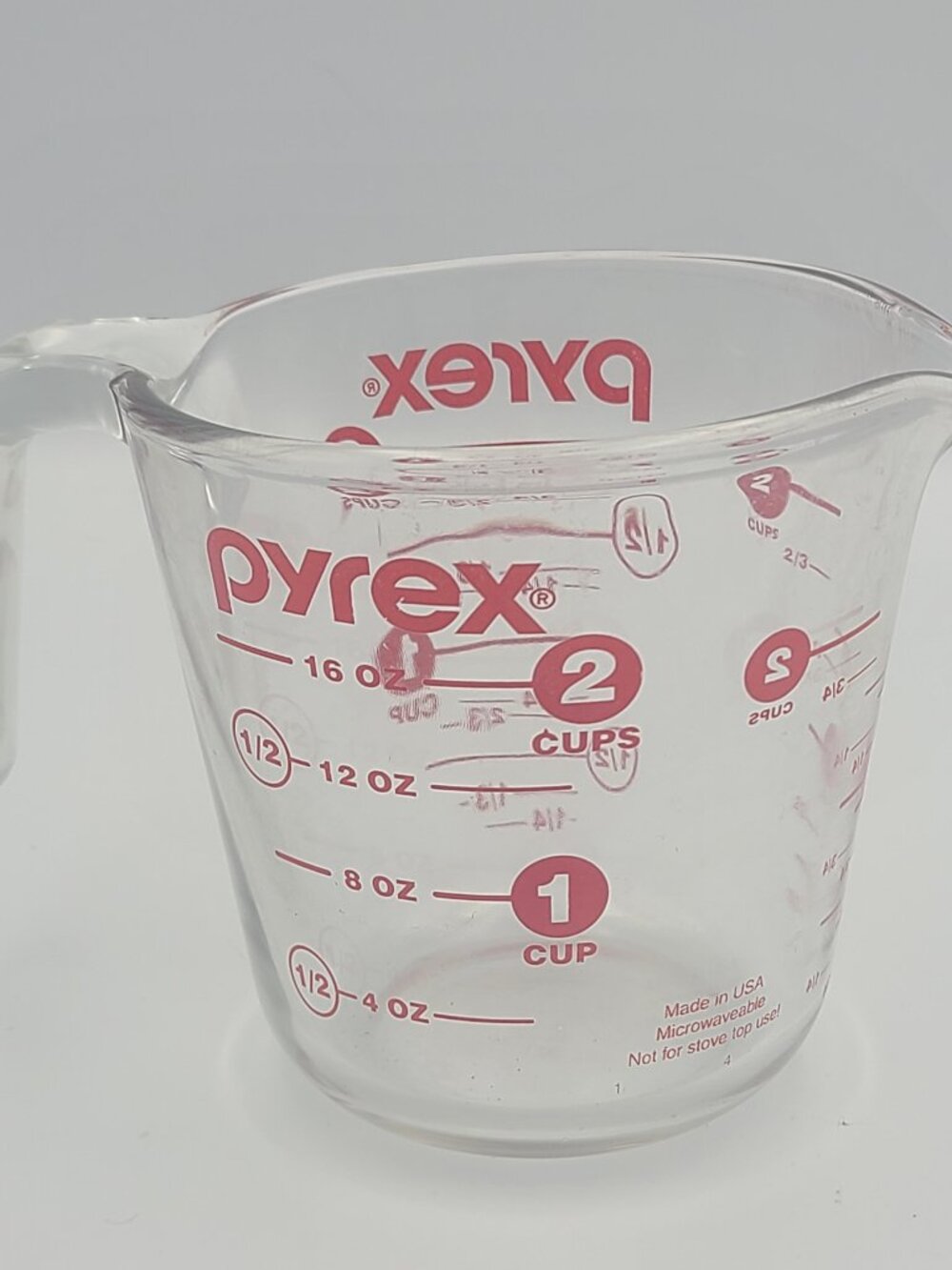 Vtg Pyrex 2 Cup Glass Measuring Cup Red Circle Numbers 16 oz USA J Hook Handle